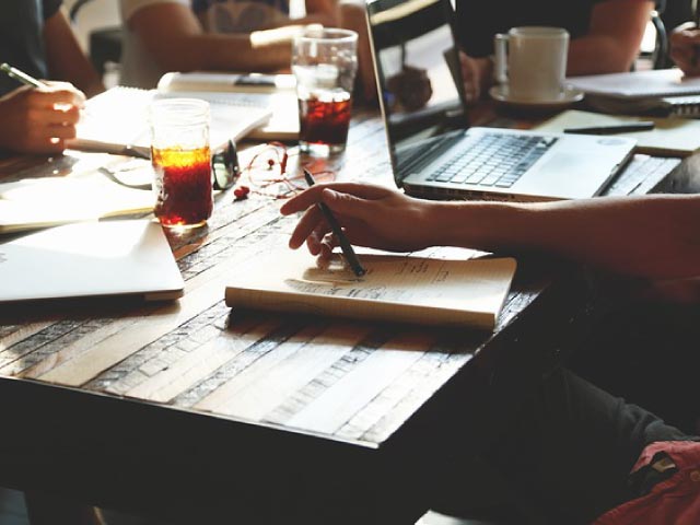 ธุรกิจ Startup เริ่มจากอะไร
