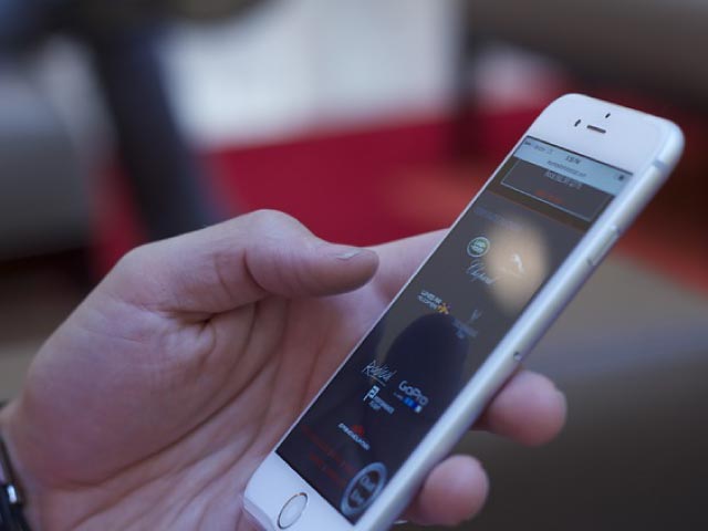 ว่าด้วยเรื่อง M-Commerce การทำธุรกิจซื้อ-ขายผ่าน Smart Phone
